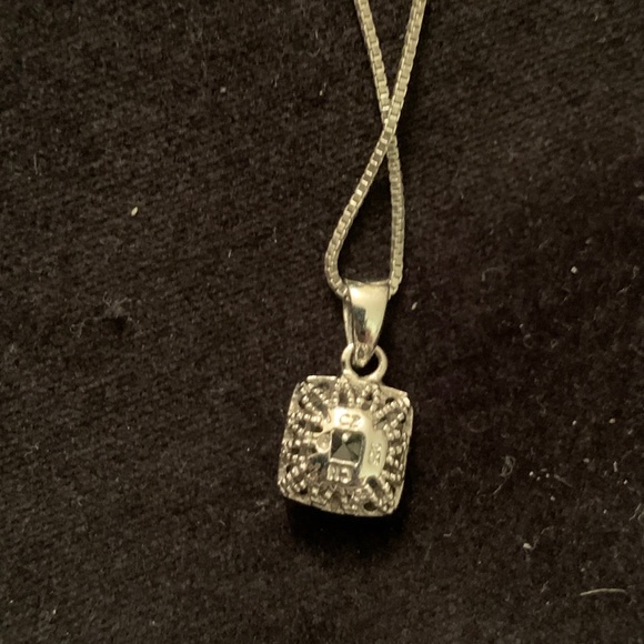 CZ square necklace - Picture 4 of 4